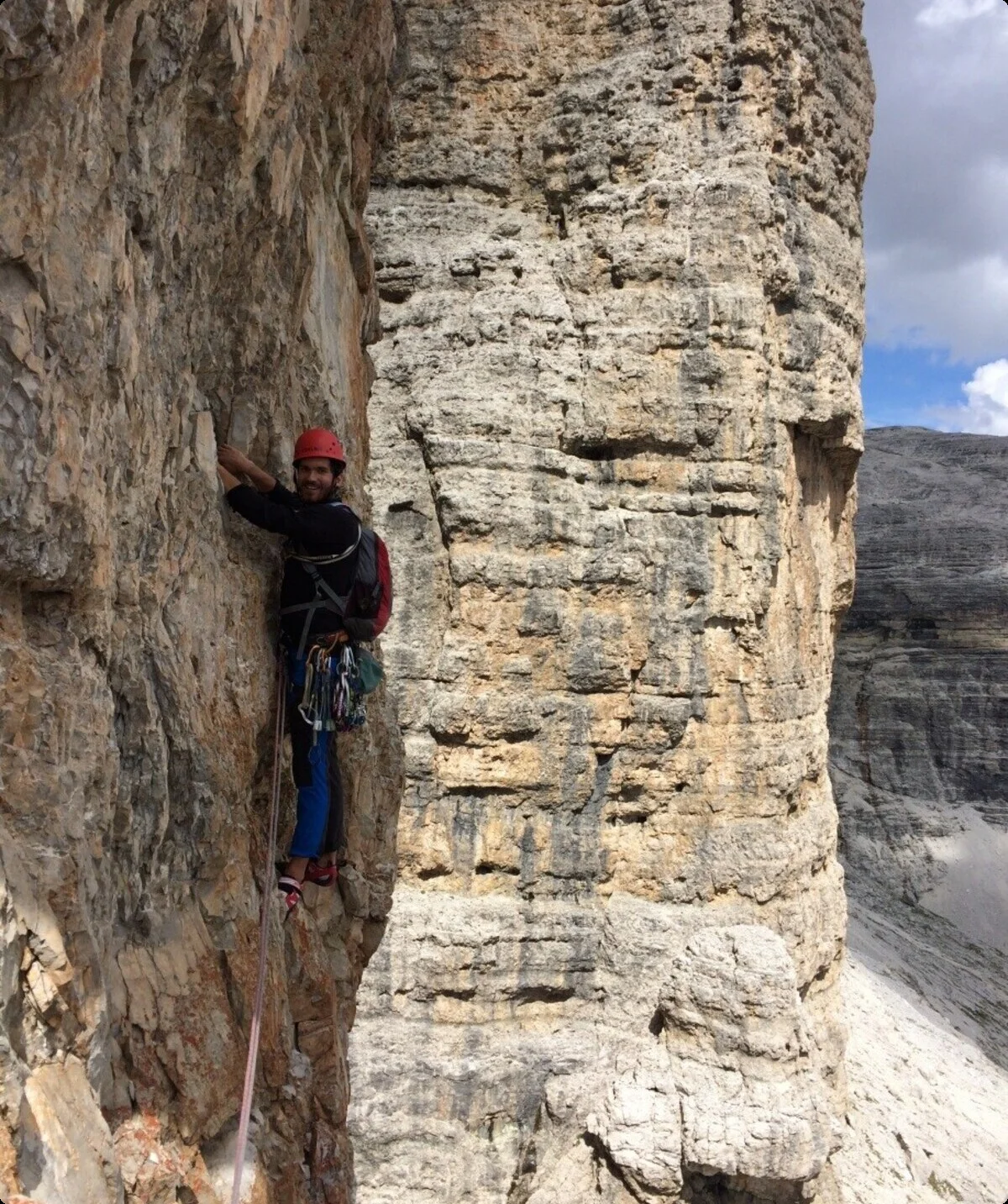 Klettern in der Dolomitenwand | © DAV Sektion Haar